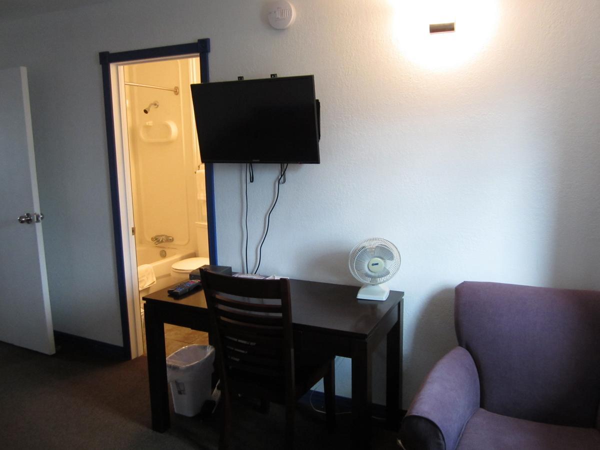 Nisutlin Trading Post Motel Teslin Phòng bức ảnh